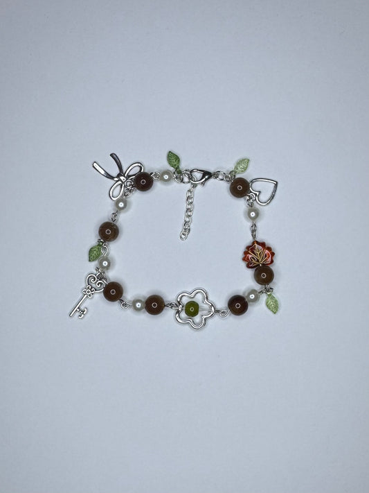 Fall Charm Bracelet . ݁ ˖🍁๋࣭ ⭑🍂༘⋆